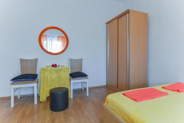 Apartments Luca Ražanac Exterior foto